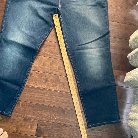 Kut from the Kloth Blue Diana Skinny Jeans - Picture 7 of 11